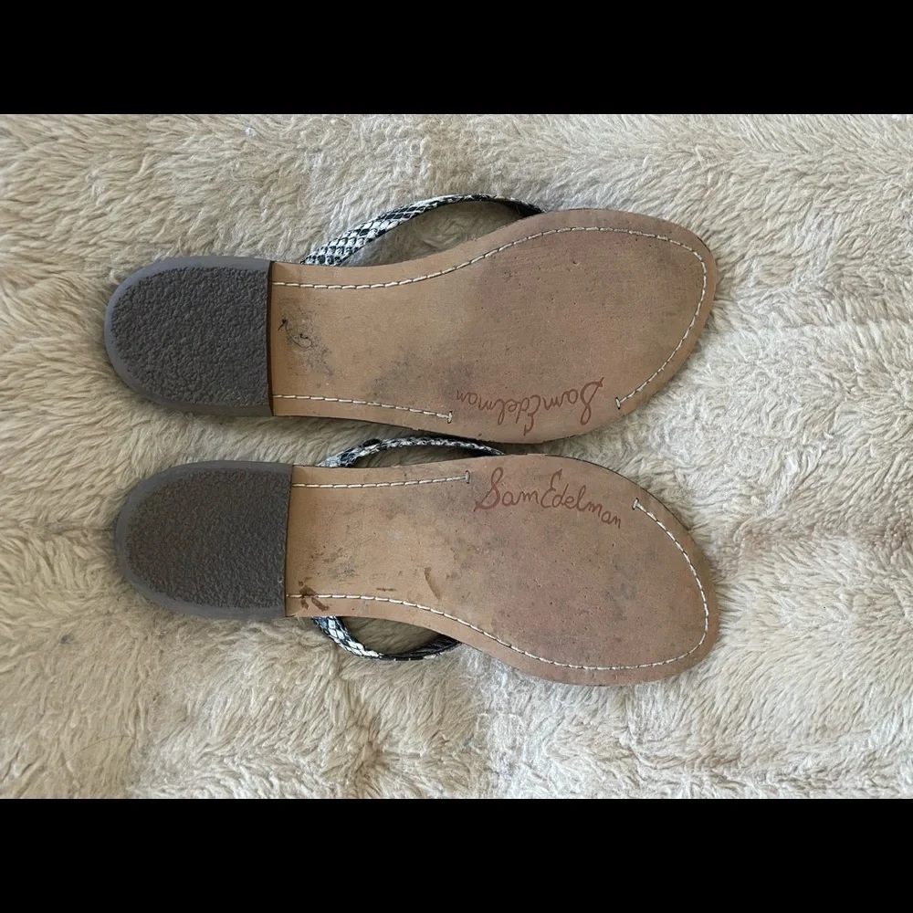 Sam Edelman python print flip flops - Picture 3 of 7